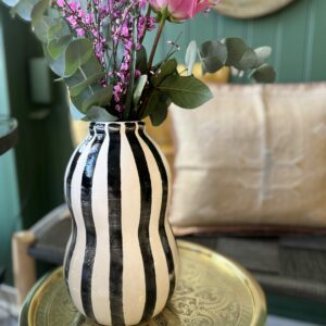 VASE RAYÉ NOIR